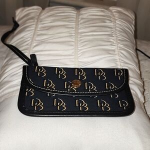 Dooney and Bourke interior wallet. EUC